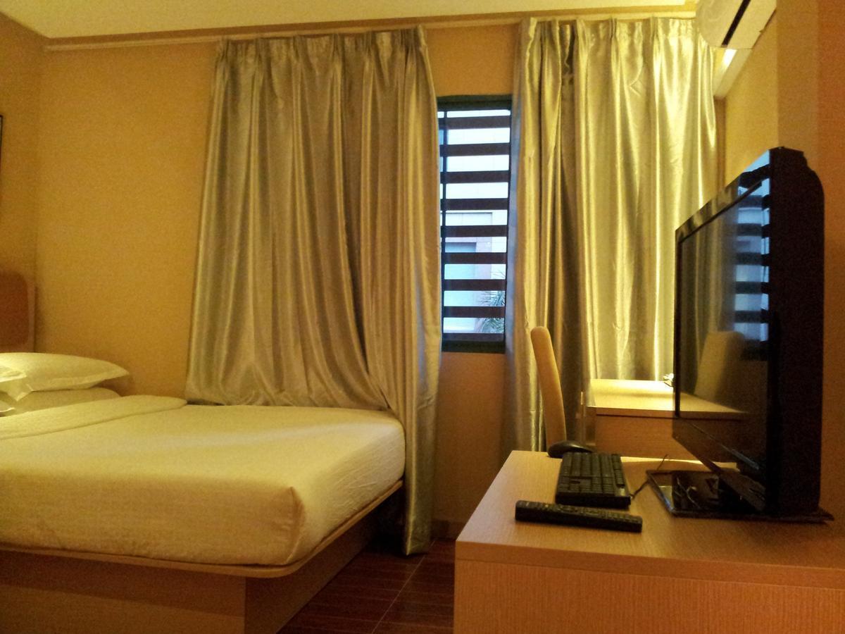 Aira Hotel Kuala Lumpur Bagian luar foto